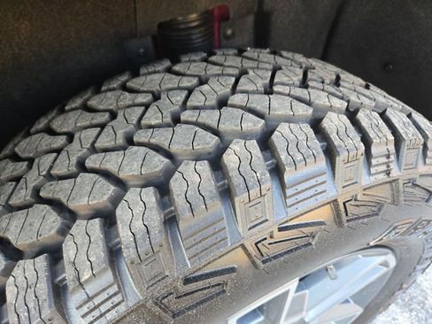 New 2026 GMC Terrain AT4 w/ Convenience Package III image 28