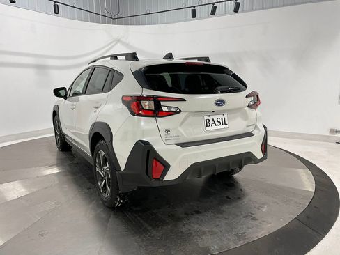 Used 2025 Subaru Crosstrek 2.0i Premium image 11