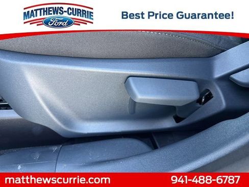 New 2026 Ford Maverick XL image 9