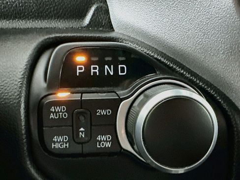 Used 2022 RAM 1500 Big Horn AWD/4WD image 7