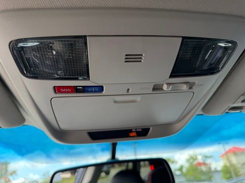 Used 2016 Subaru Outback 2.5i Limited w/ Popular Package #4 image 33