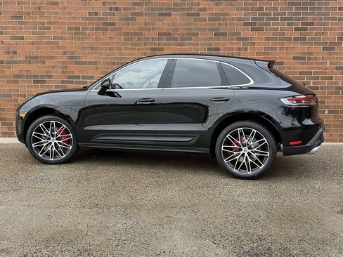 New 2026 Porsche Macan S image 3