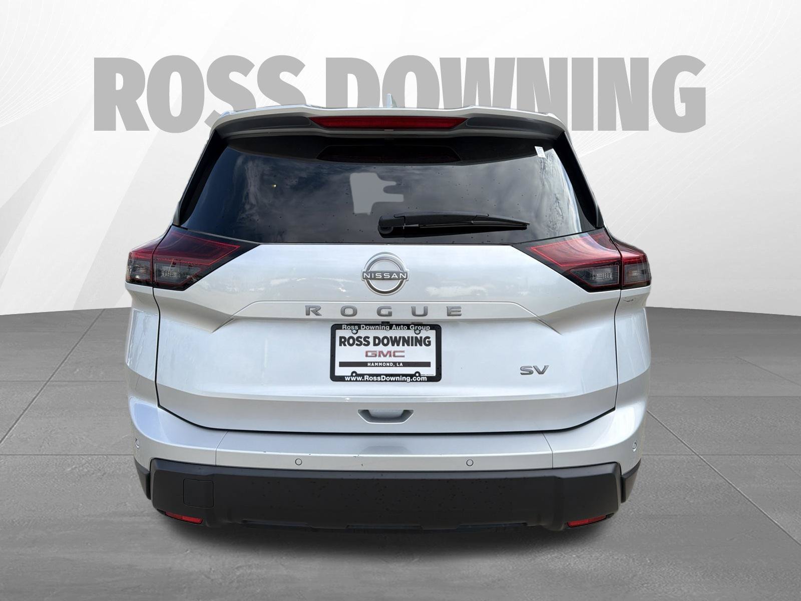 Used 2024 Nissan Rogue SV FWD image 5