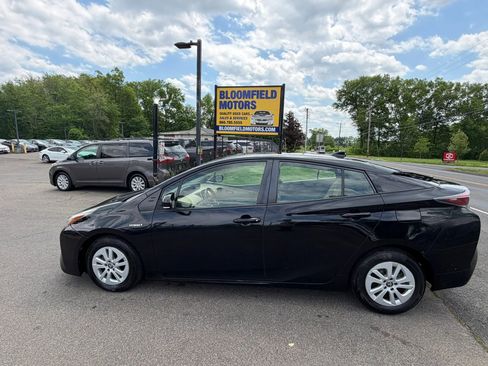 Used 2016 Toyota Prius Two FWD image 8
