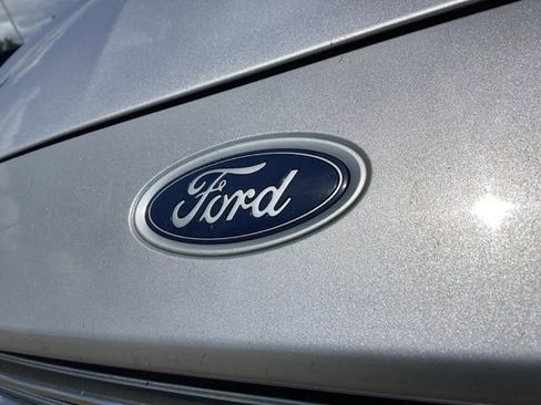 Used 2013 Ford Fusion SE FWD image 3