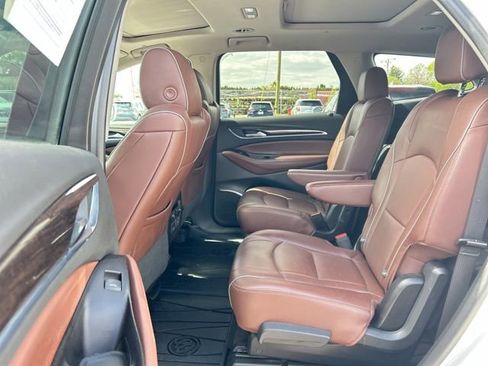 Used 2020 Buick Enclave Avenir w/ Avenir Technology Package AWD/4WD image 19