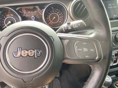 Used 2019 Jeep Wrangler Unlimited Sport S AWD/4WD image 42