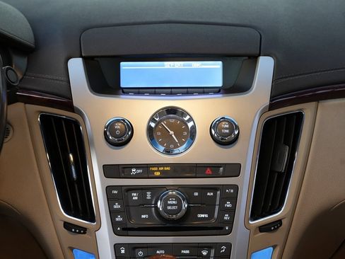 Used 2012 Cadillac CTS Luxury image 40