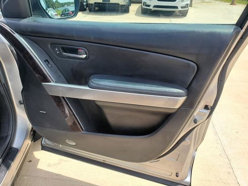Used 2010 MAZDA CX-9 Grand Touring w/ Moonroof & Bose Audio Pkg AWD/4WD image 6