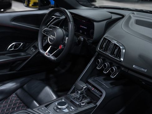 Used 2021 Audi R8 V10 image 57