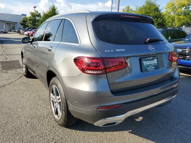 Used 2021 Mercedes-Benz GLC 300 image 4