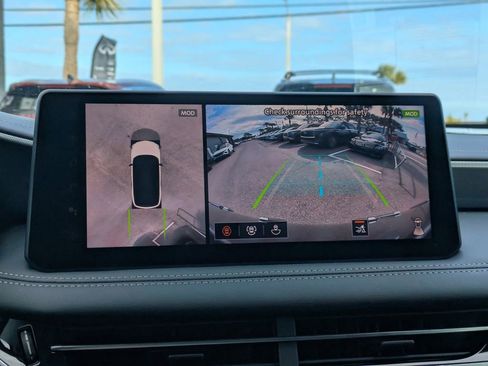 New 2026 INFINITI QX60 Luxe image 24