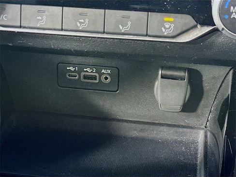 Used 2024 Nissan Altima 2.5 SV image 26