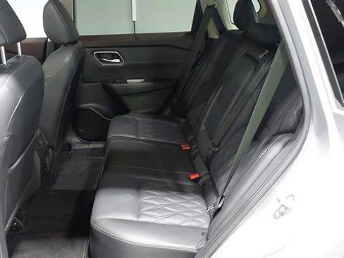 Used 2023 Nissan Rogue Platinum w/ Platinum Premium Package AWD/4WD image 21