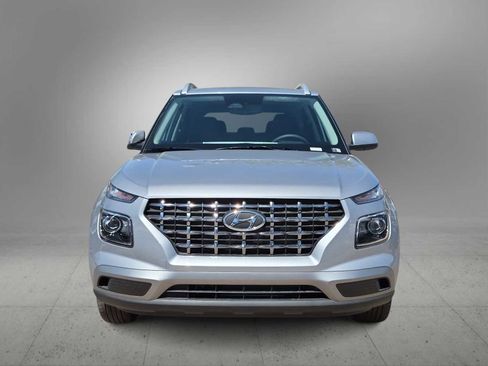 New 2026 Hyundai Venue SEL FWD image 3