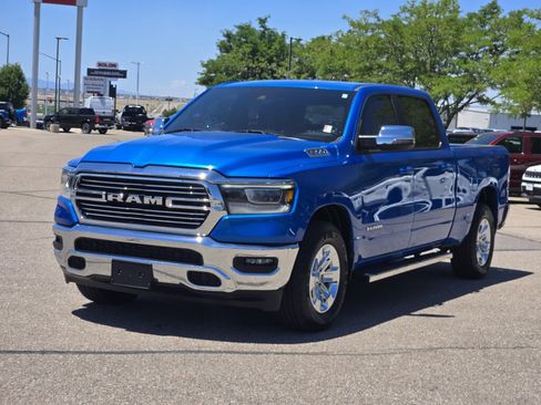 Used 2023 RAM 1500 Laramie AWD/4WD image 5