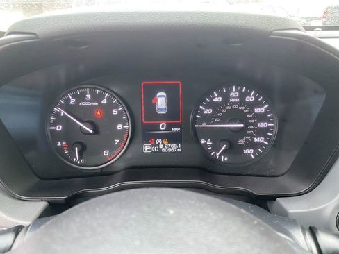 Used 2024 Subaru Crosstrek 2.0i image 18