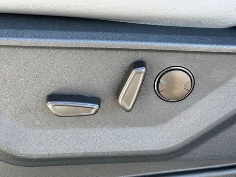 New 2025 Ford F150 Lightning Flash AWD/4WD image 13