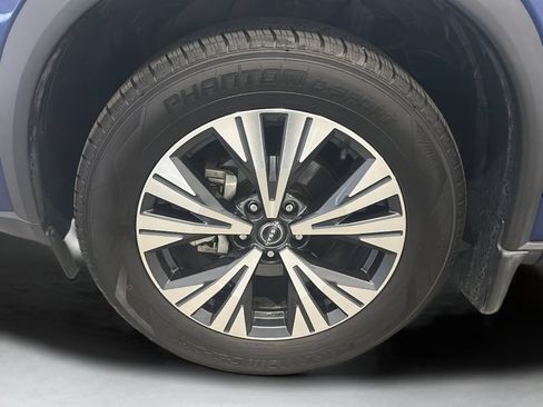 Used 2023 Nissan Rogue SV w/ SV Premium B Package AWD/4WD image 9