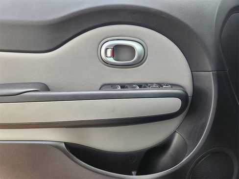Used 2017 Kia Soul image 22