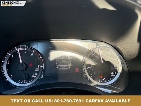 Used 2024 Toyota Highlander XLE AWD/4WD image 17