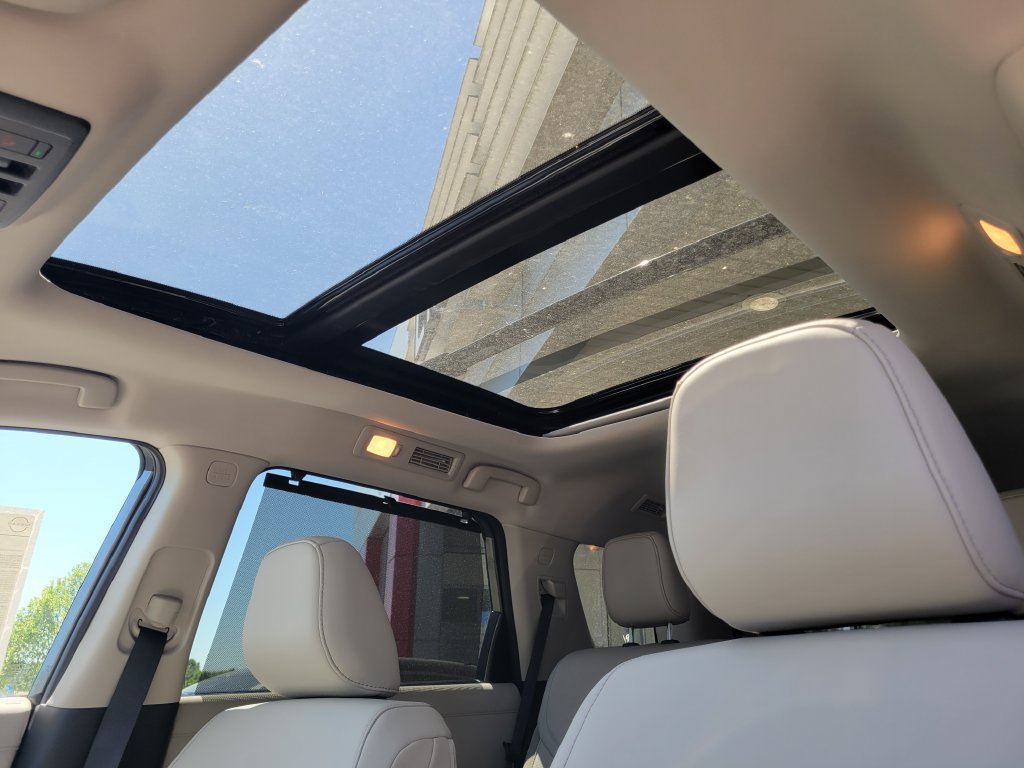 New 2026 Nissan Pathfinder SL AWD/4WD image 17