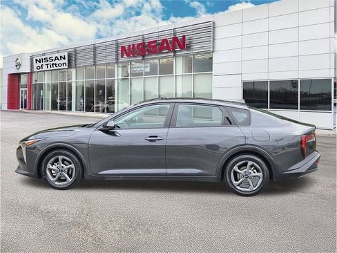 Used 2025 Kia K4 LXS image 7