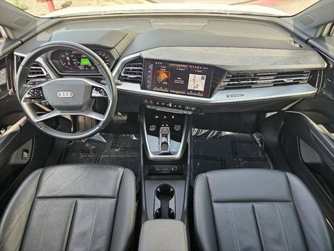 Used 2023 Audi Q4 e-tron Premium Plus w/ Premium Plus RWD image 4