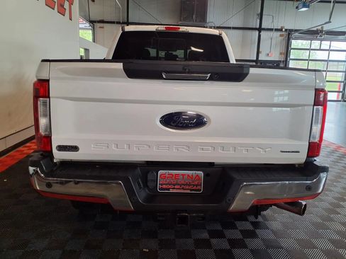 Used 2017 Ford F350 Lariat AWD/4WD image 6