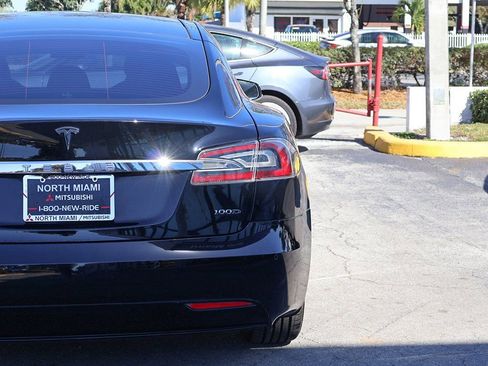 Used 2017 Tesla Model S AWD image 14