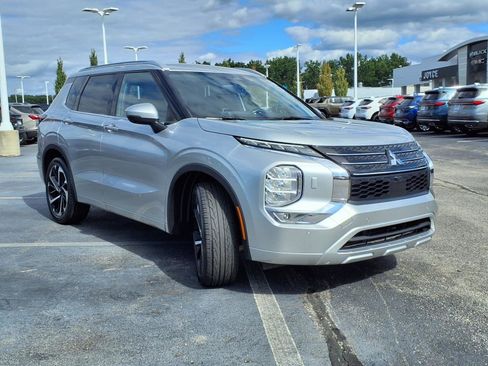 Used 2022 Mitsubishi Outlander SEL image 27