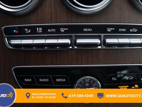 Used 2019 Mercedes-Benz C 300 Sedan image 24