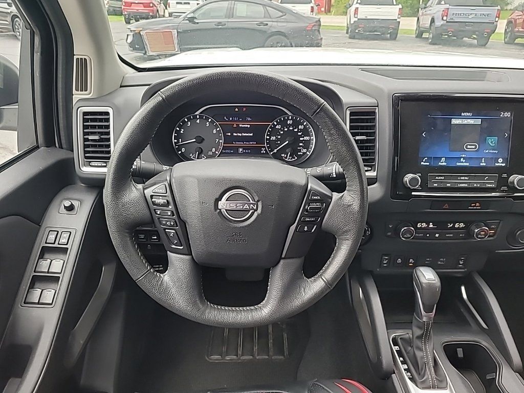 Used 2022 Nissan Frontier SV AWD/4WD image 6