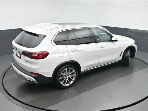Used 2019 BMW X5 xDrive40i w/ Premium Package 2 AWD/4WD image 37