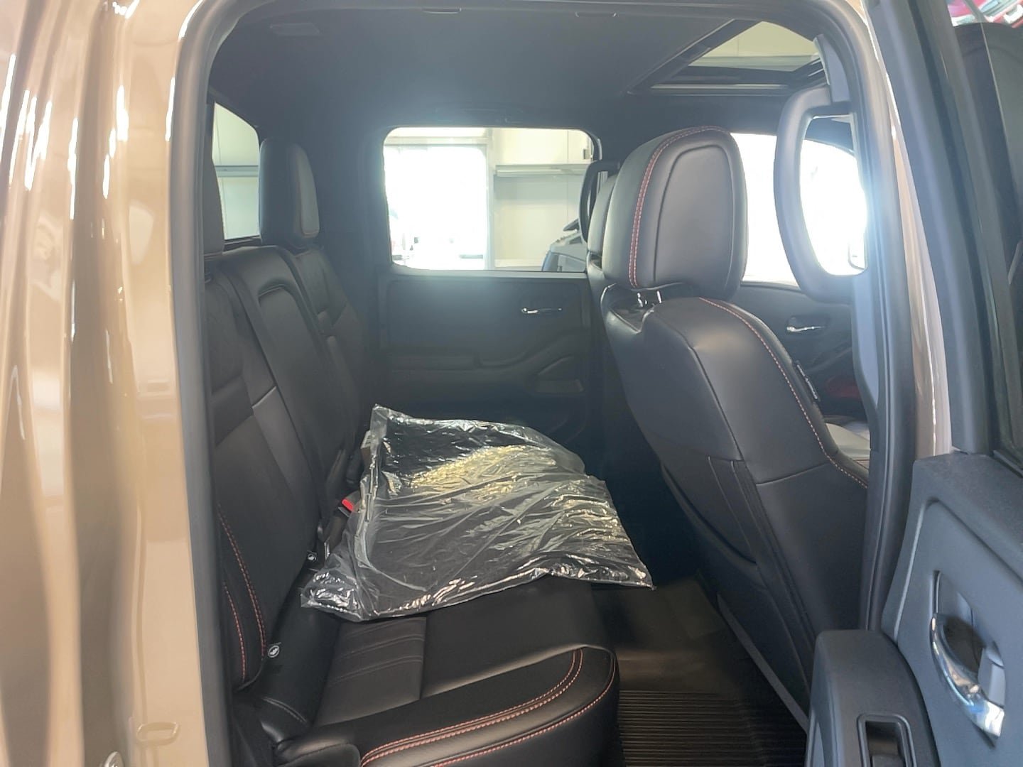 Used 2024 Nissan Frontier PRO-4X w/ Pro Premium Package AWD/4WD image 20