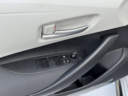 New 2026 Toyota Corolla SE image 18