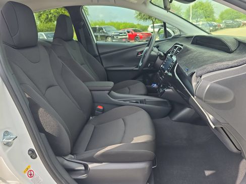 Used 2022 Toyota Prius L Eco FWD image 31