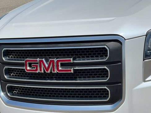Used 2016 GMC Acadia SLT w/ Premium Edition FWD image 38