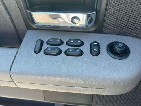 Used 2008 Ford F150 XLT AWD/4WD image 17
