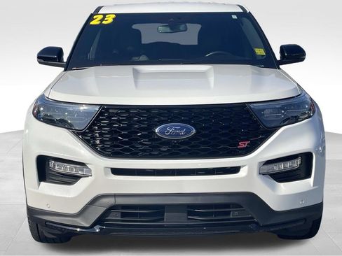 Used 2023 Ford Explorer ST w/ Equipment Group 401A image 9