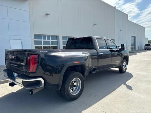 Used 2024 GMC Sierra 3500 SLT w/ SLT Premium Package AWD/4WD image 3