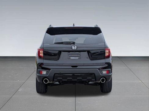 Used 2024 Honda Passport Black Edition image 6