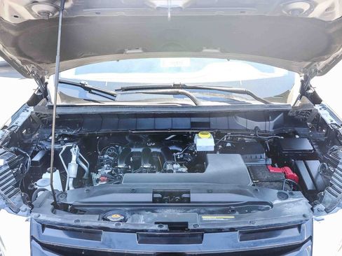 Used 2024 Nissan Pathfinder SV FWD image 28