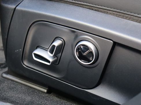 Used 2022 Maserati Levante GT image 45