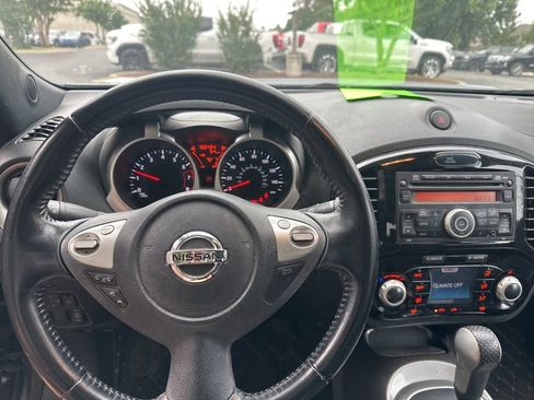 Used 2014 Nissan Juke SV AWD/4WD image 6