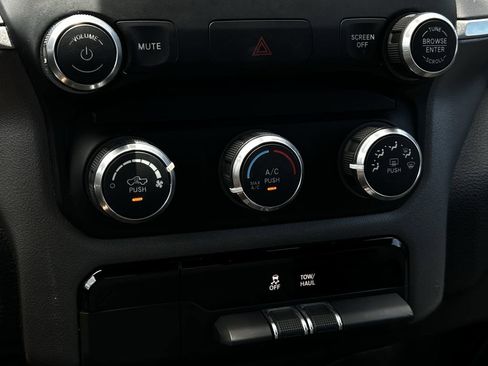 Used 2022 RAM 1500 Lone Star RWD image 20