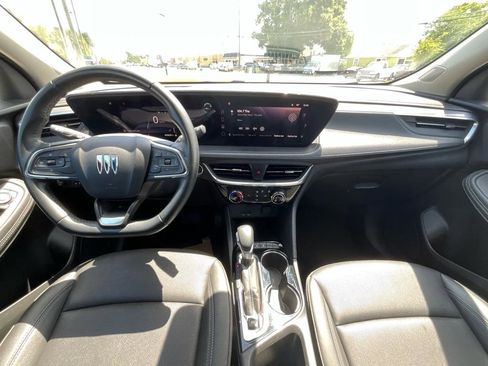 Used 2024 Buick Encore GX Sport Touring image 15
