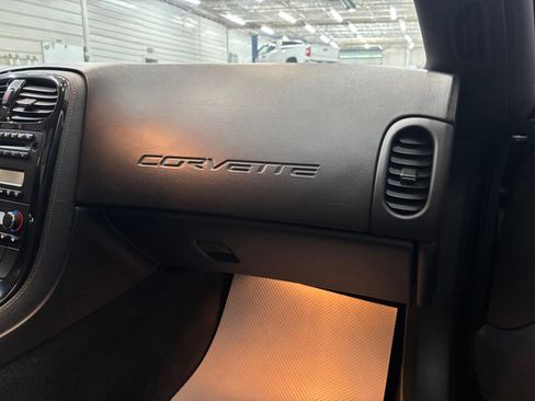 Used 2009 Chevrolet Corvette Coupe RWD image 28