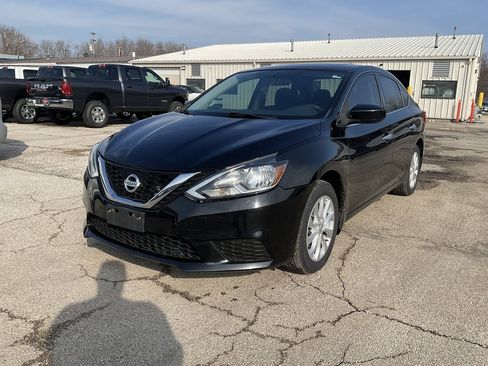 Used 2017 Nissan Sentra SV w/ Style Package image 3