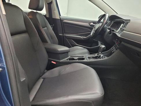 Used 2019 Volkswagen Jetta SE w/ Cold Weather Package FWD image 21